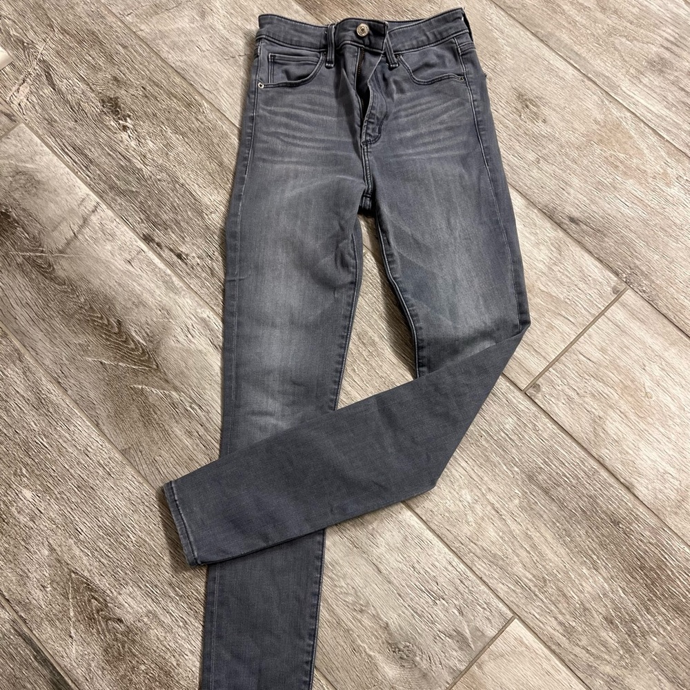ANF — Skinny Jeans